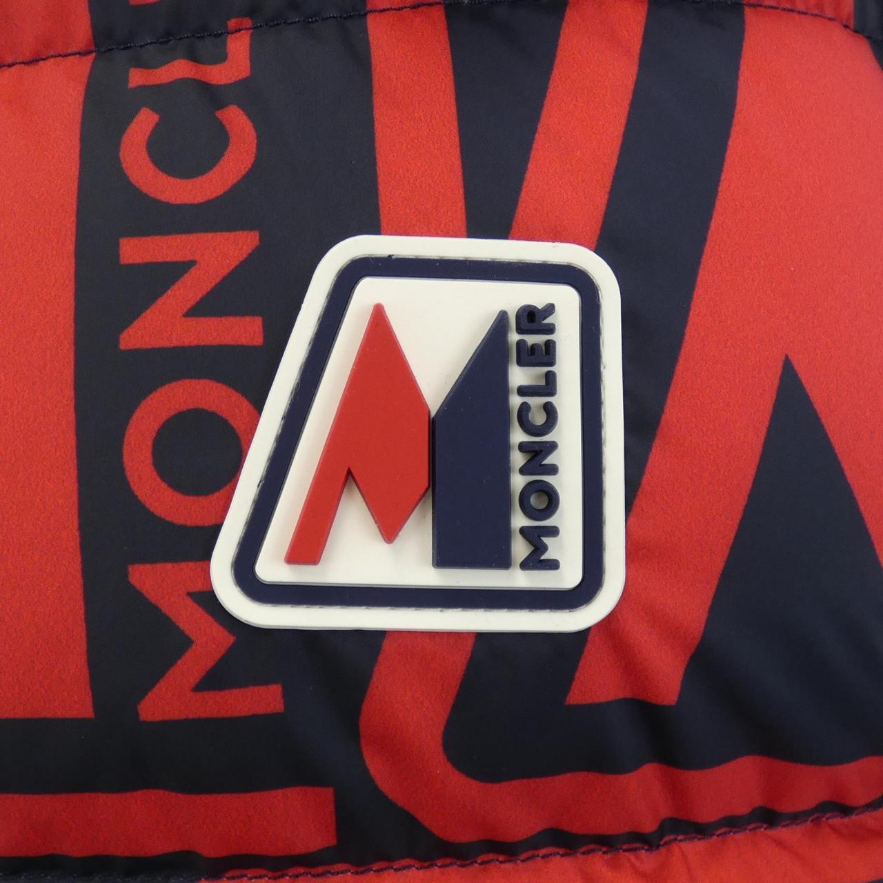 モンクレール MONCLER ダウンジャケット