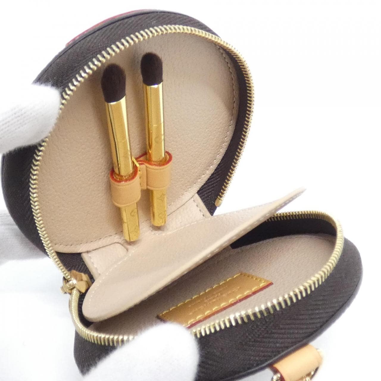 ルイヴィトン モノグラム アイシャドウ ポーチ LBC002 アイシャドウポーチ