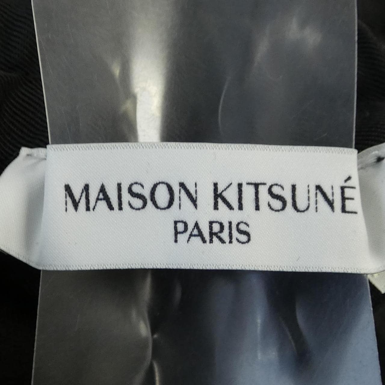 メゾンキツネ MAISON KITSUNE パンツ