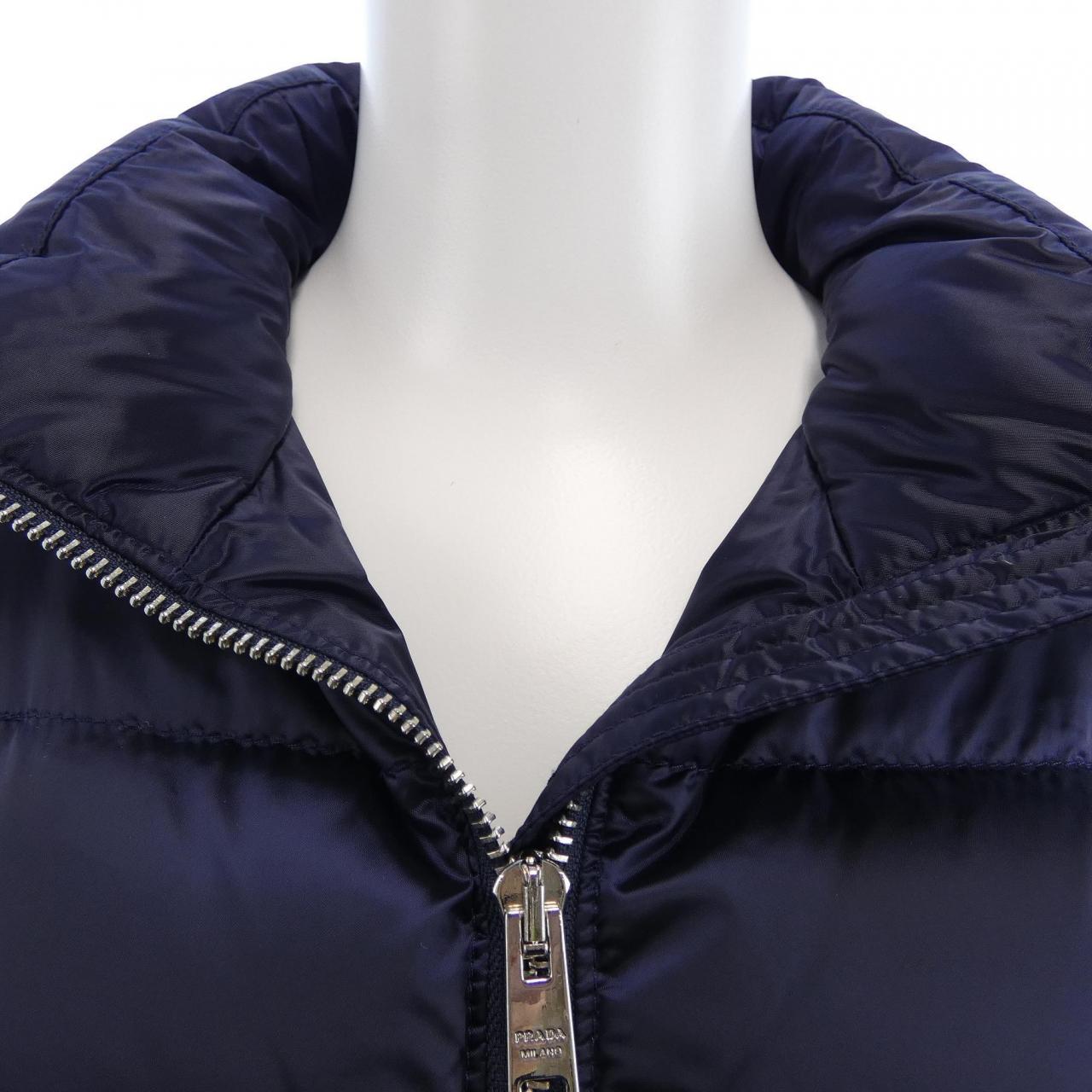 プラダ PRADA トライアングルロゴ 29W149 R152 1DAB ダウンジャケット