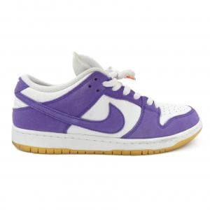 ナイキ NIKE スニーカー