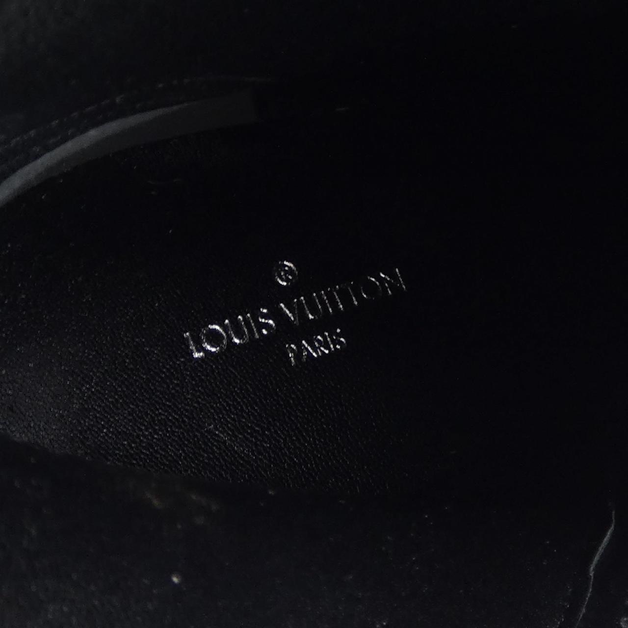 ルイヴィトン LOUIS VUITTON ブーツ