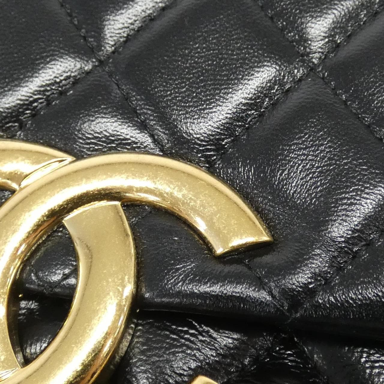 CHANEL AS3855 Shoulder Bag