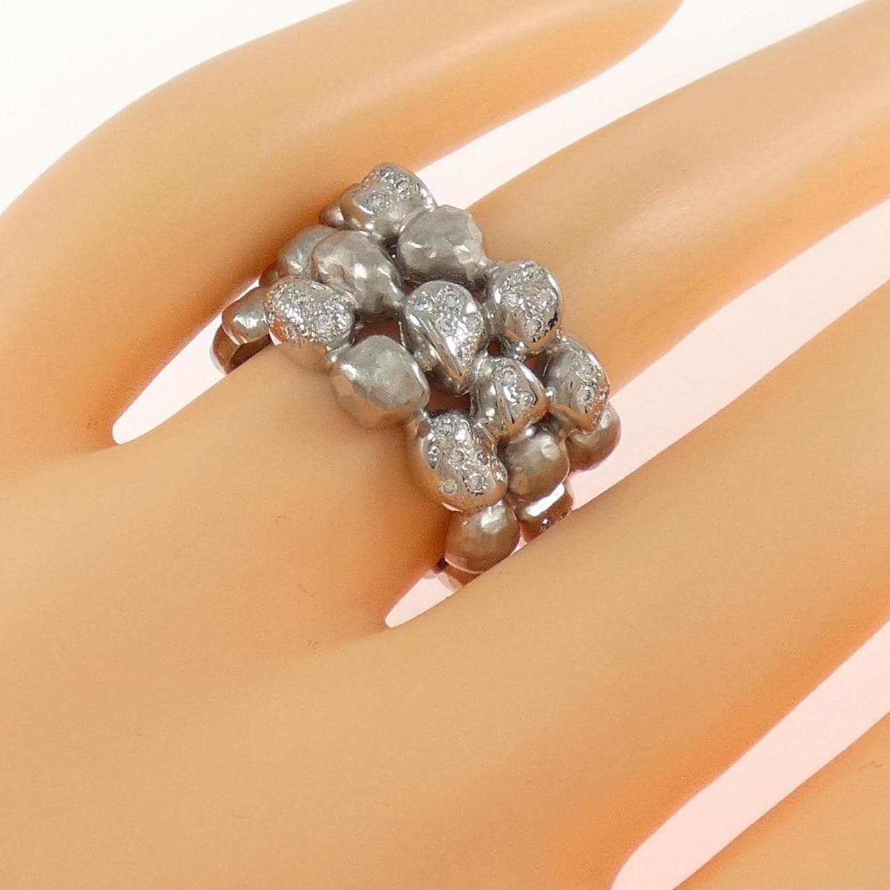 750WG ダイヤモンド リング