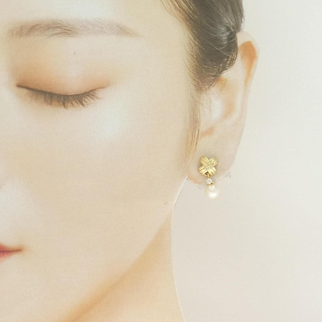 ティファニー シグネチャー　パールドロップ ピアス 6.5mm