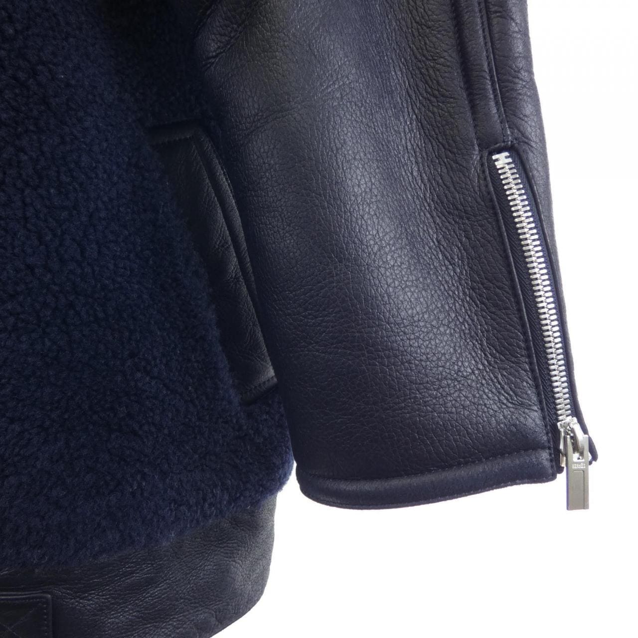 エルメス HERMES *92-5026 ムートンジャケット