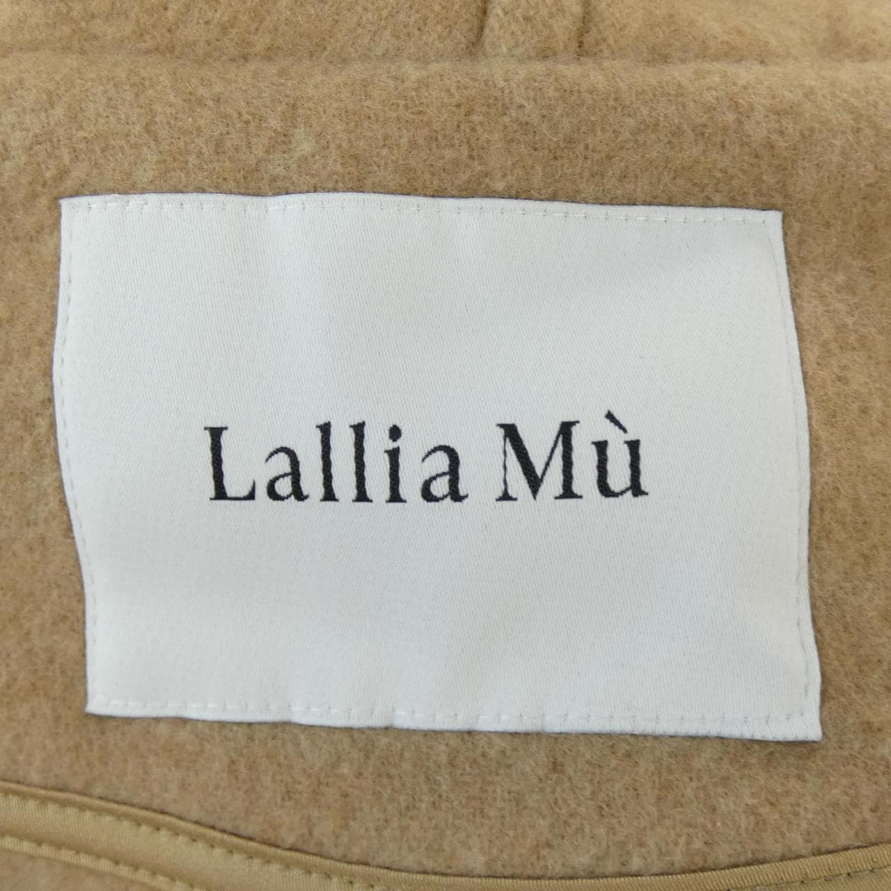 Lallia Mu コート