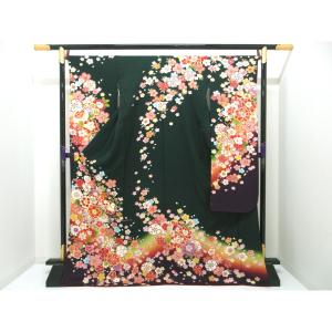 振袖　友禅加工刺繍入り　ボカシ染
