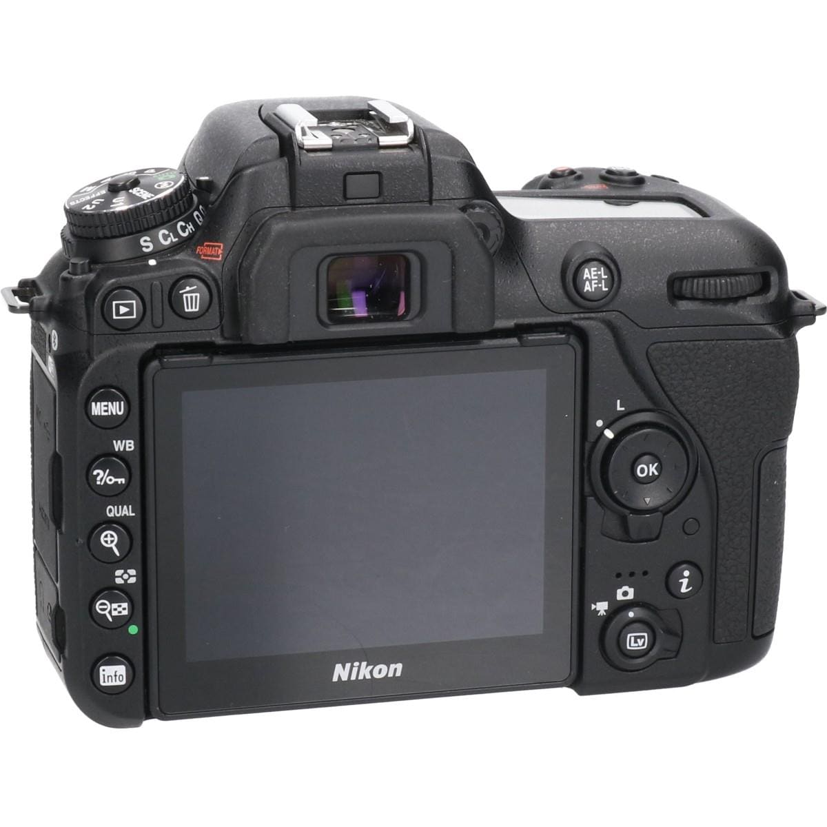 D7500