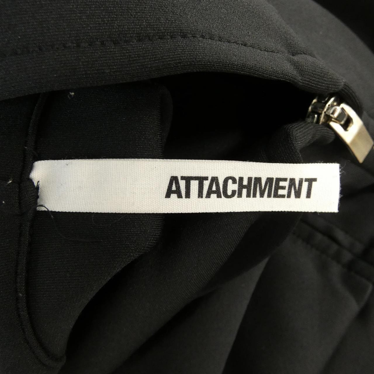 アタッチメント ATTACHMENT パーカー