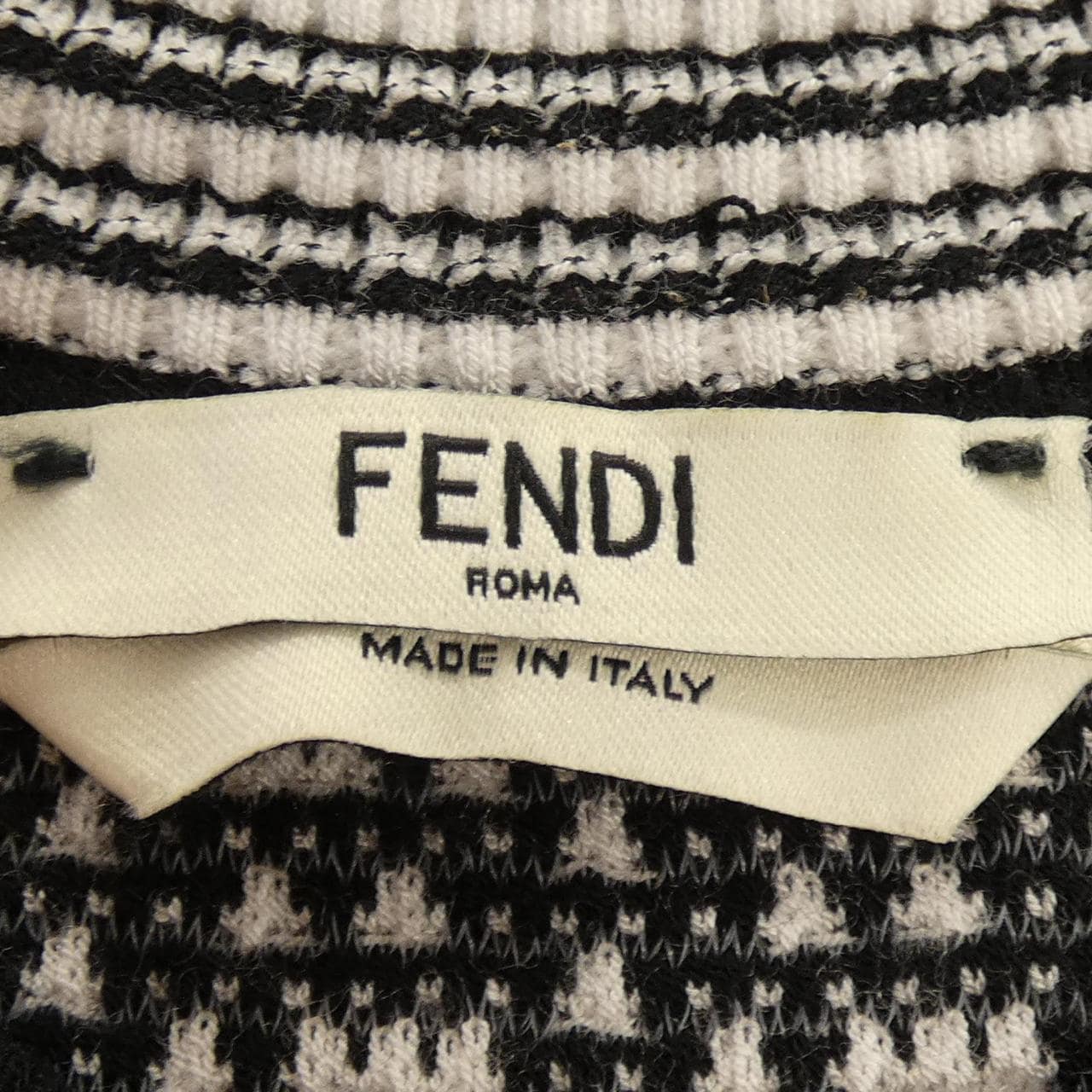 フェンディ FENDI FFモチーフ FZX649 AF4U トップス