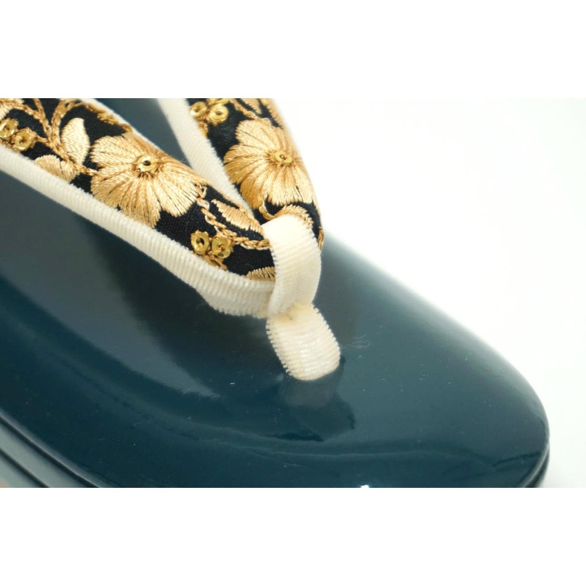 【新品】女草履　インドレース　Ｆサイズ