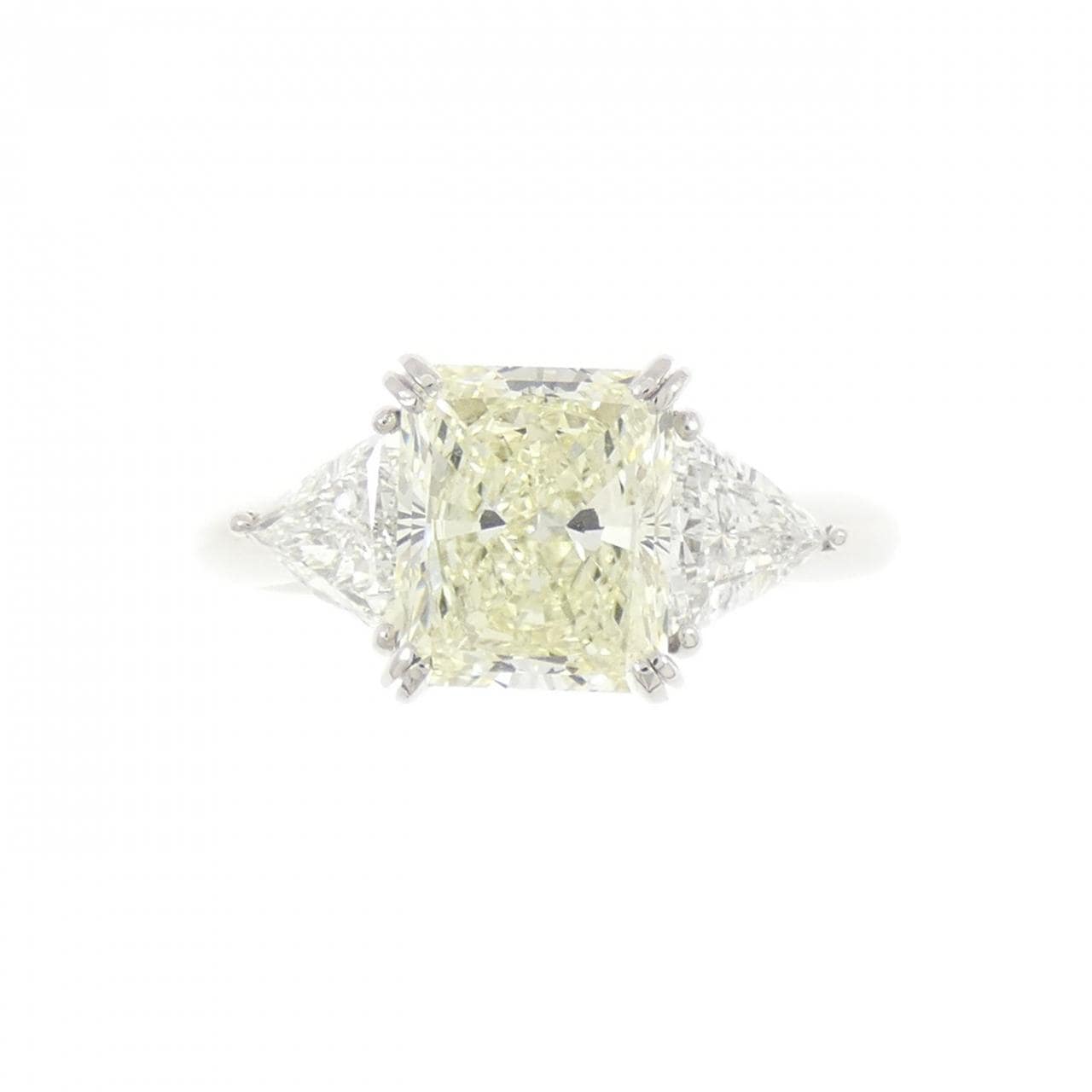 PT900 ダイヤモンド リング 2.100CT VLY VS2 ファンシーカット