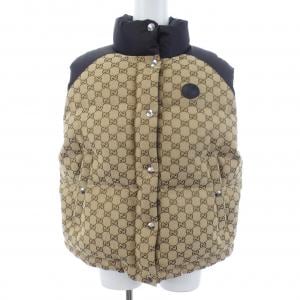 グッチ GUCCI 717547 Z9AAT ダウンベスト