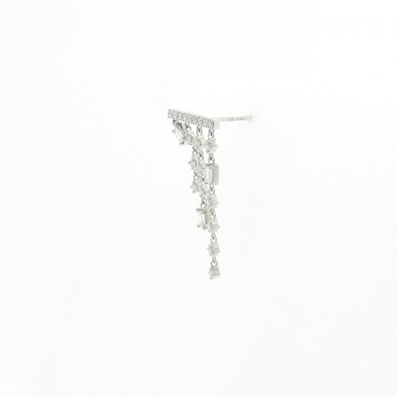 アーカー シャンデリアスウェイ ピアス 0.24CT 片耳