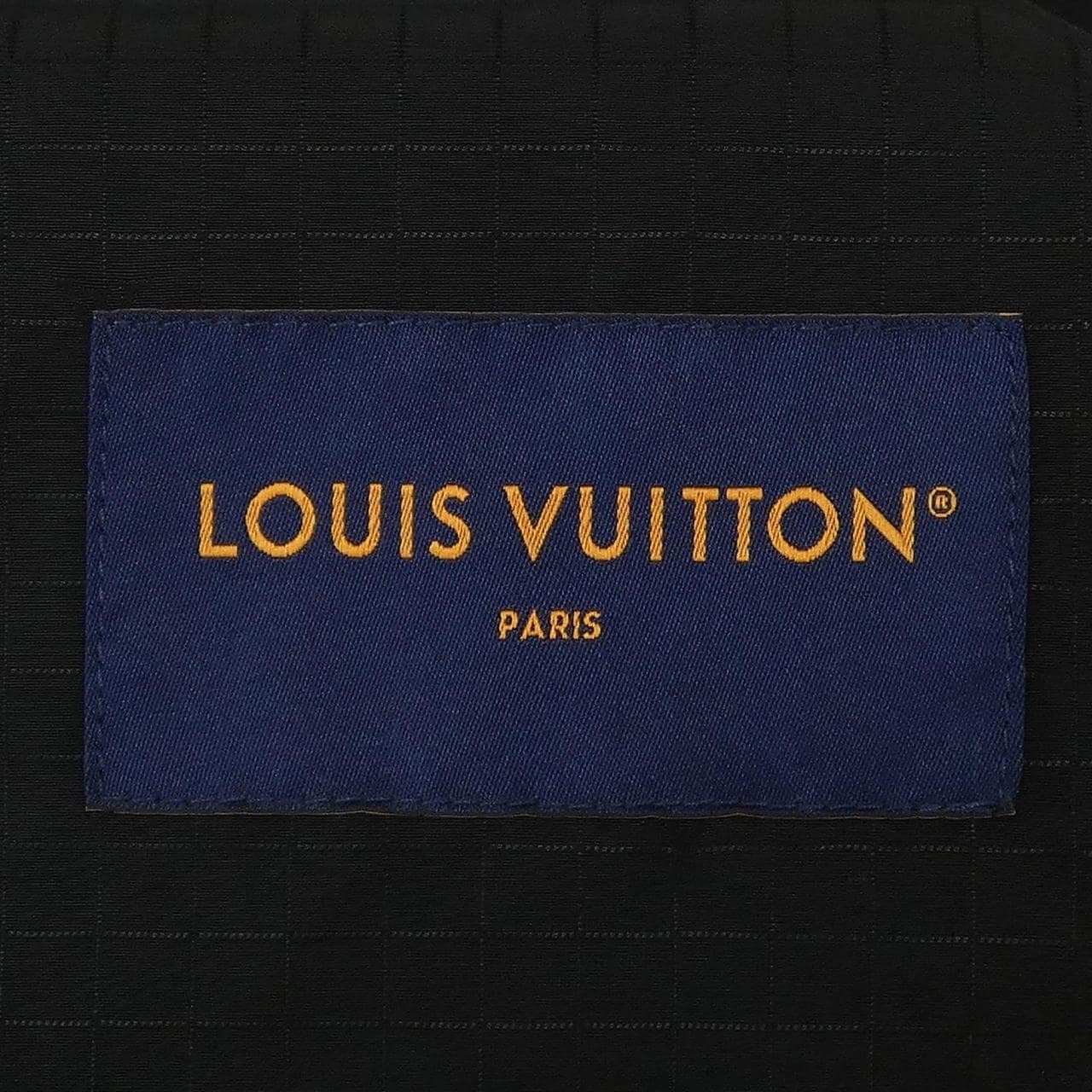ルイヴィトン LOUIS VUITTON コンバーチブルテクニカルアウトドアシャツ HPB01WY90 ジャケット