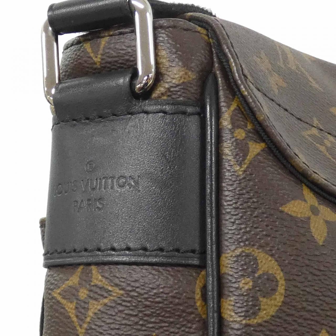 ルイヴィトン モノグラム マカサー クリストファー メッセンジャー M41643 ショルダーバッグ