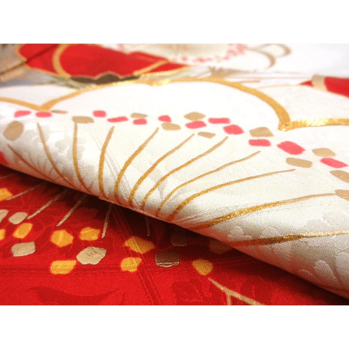 振袖　友禅金彩加工　刺繍入りボカシ染