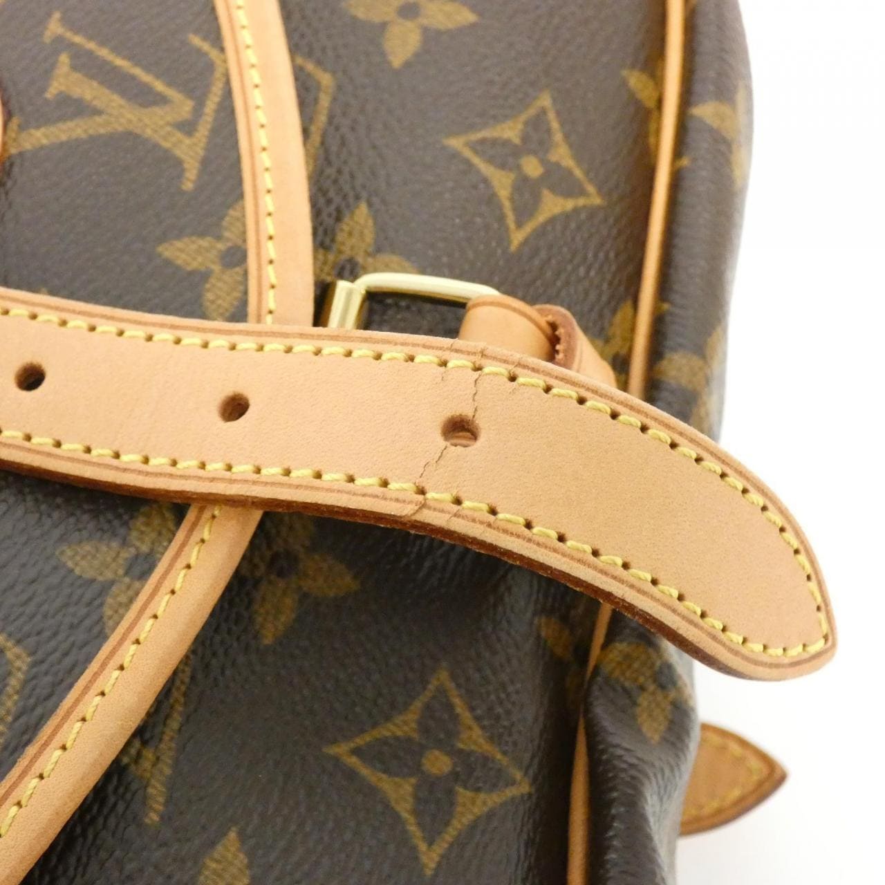 LOUIS VUITTON Monogram Saumur 30cm M42256 Shoulder Bag