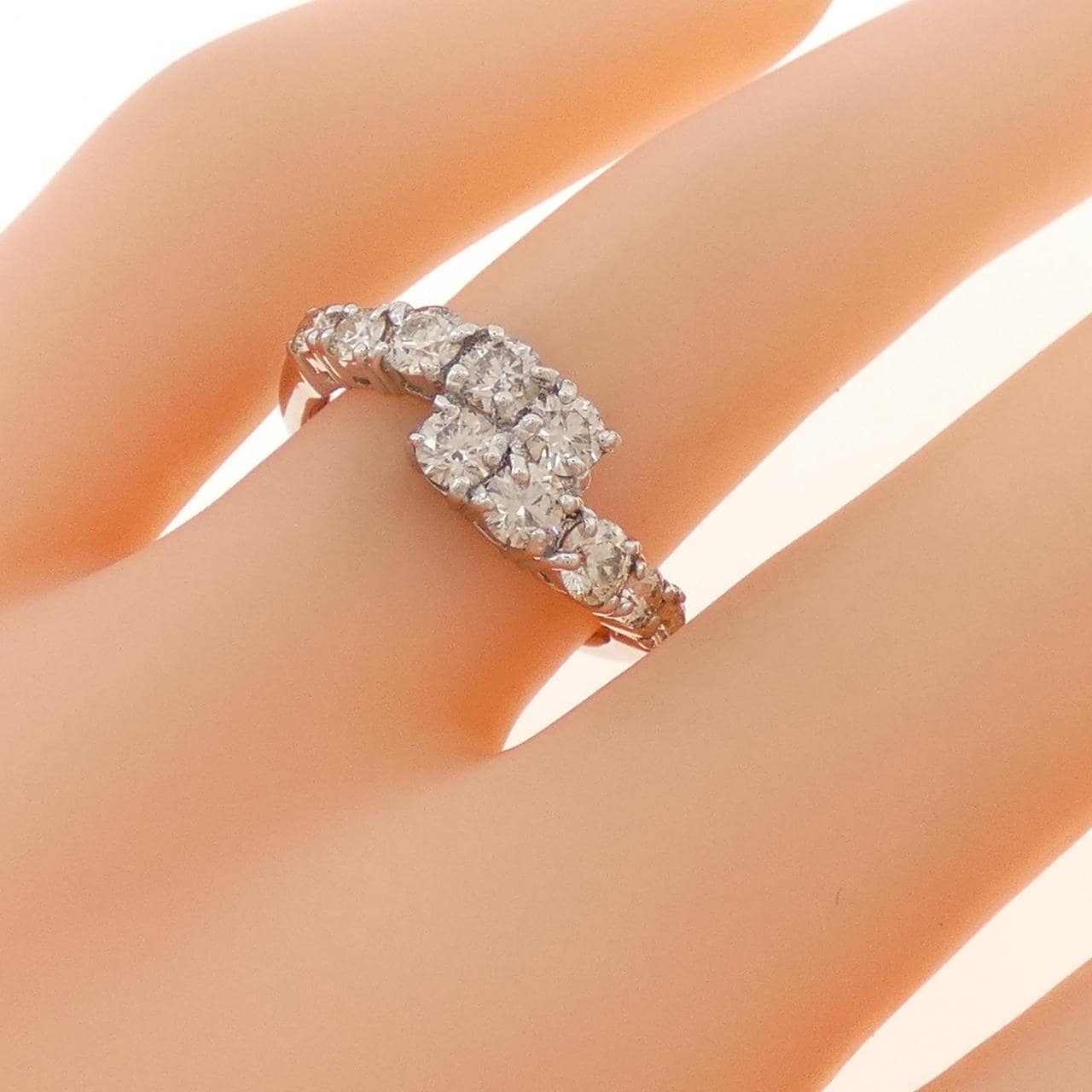 PT900 ダイヤモンド リング 1.00CT