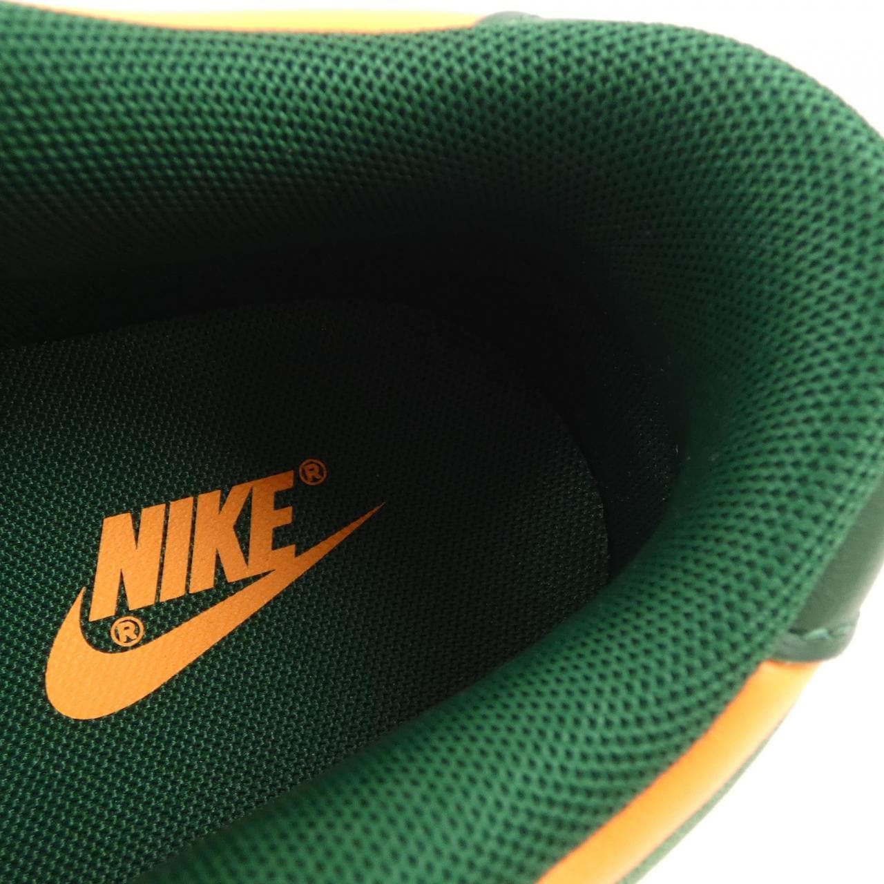 耐克NIKE运动鞋