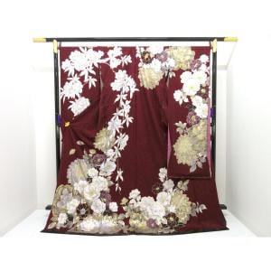 【未使用品】仮縫い　振袖　刺繍入り