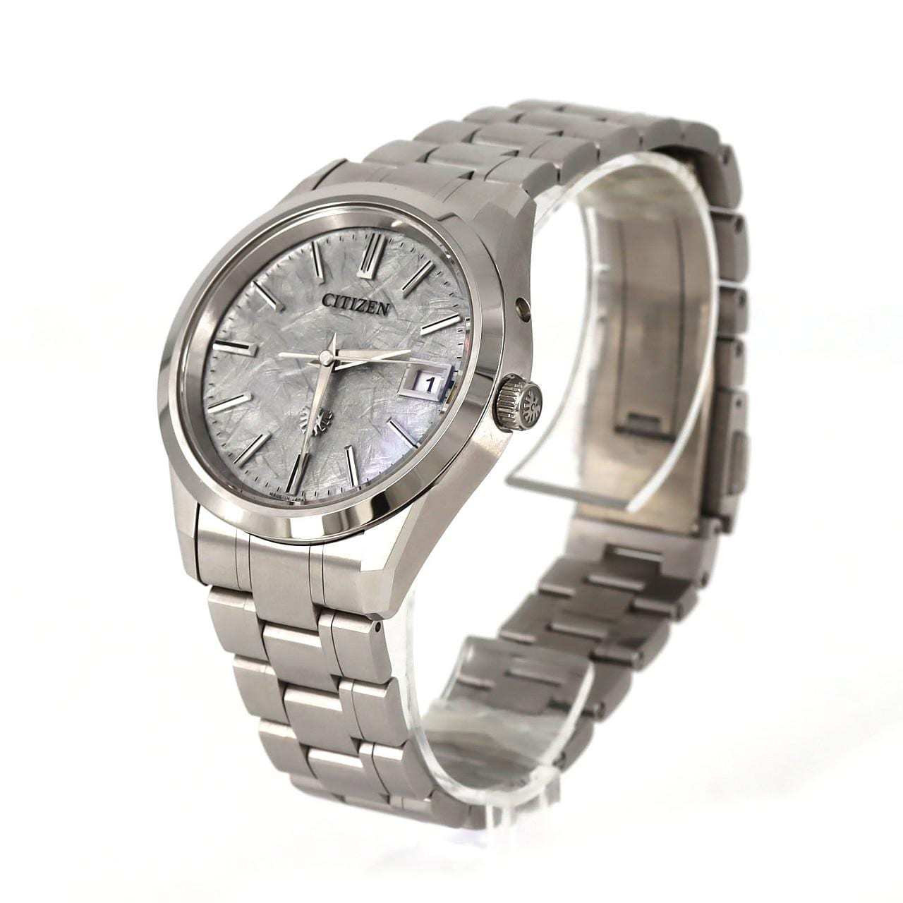 シチズン ザ･シチズン TI A060-T027369/AQ4100-57B TI ソーラークォーツ