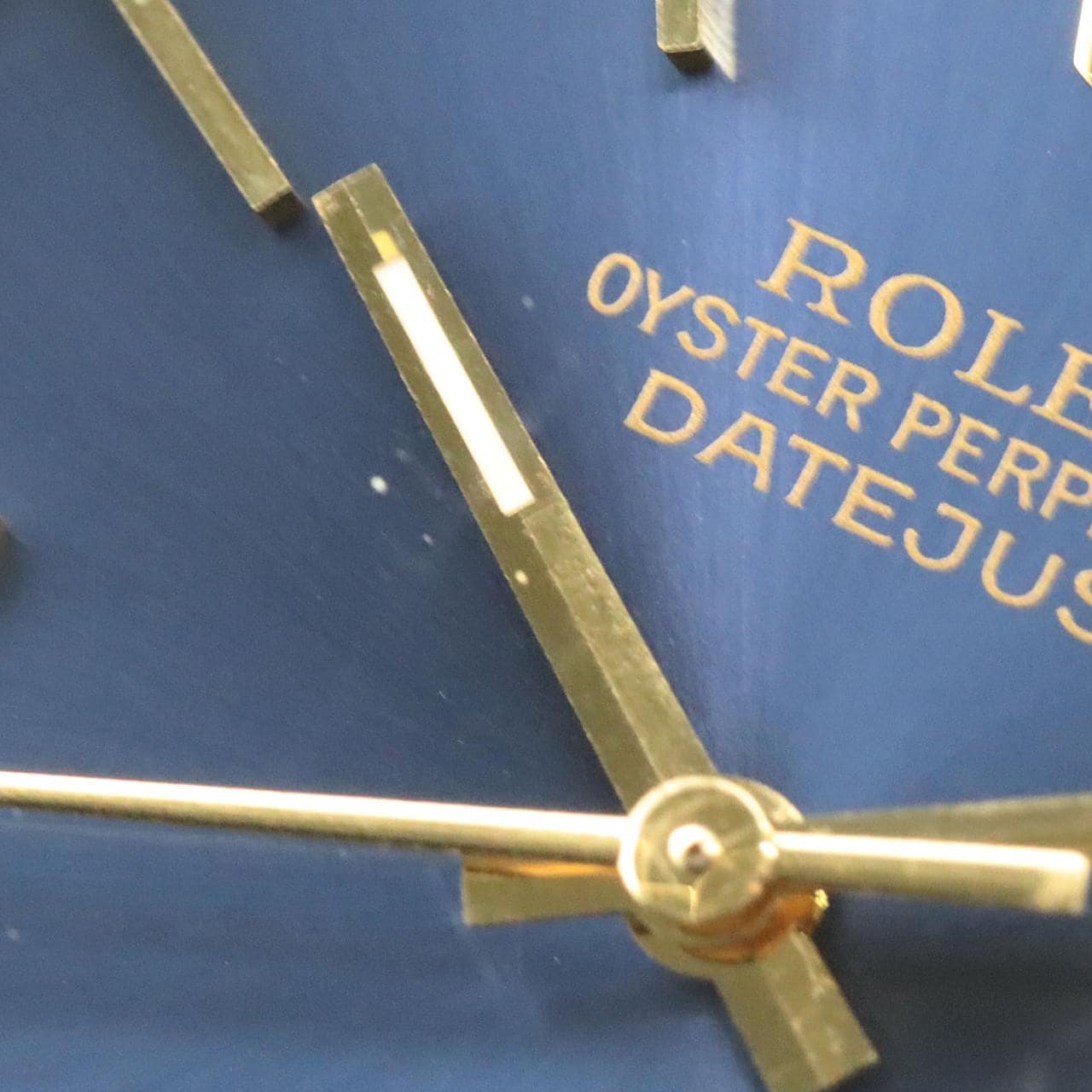 ROLEX Datejust 16233 SSxYG Automatic S number