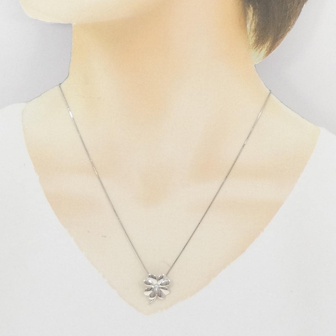 PT900/PT850 四叶草钻石项链 0.01CT