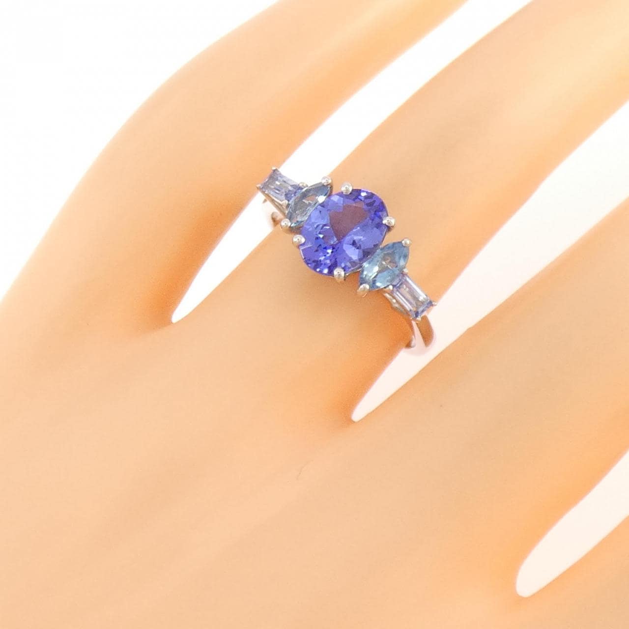 ジーエスティービー タンザナイト リング 1.00CT