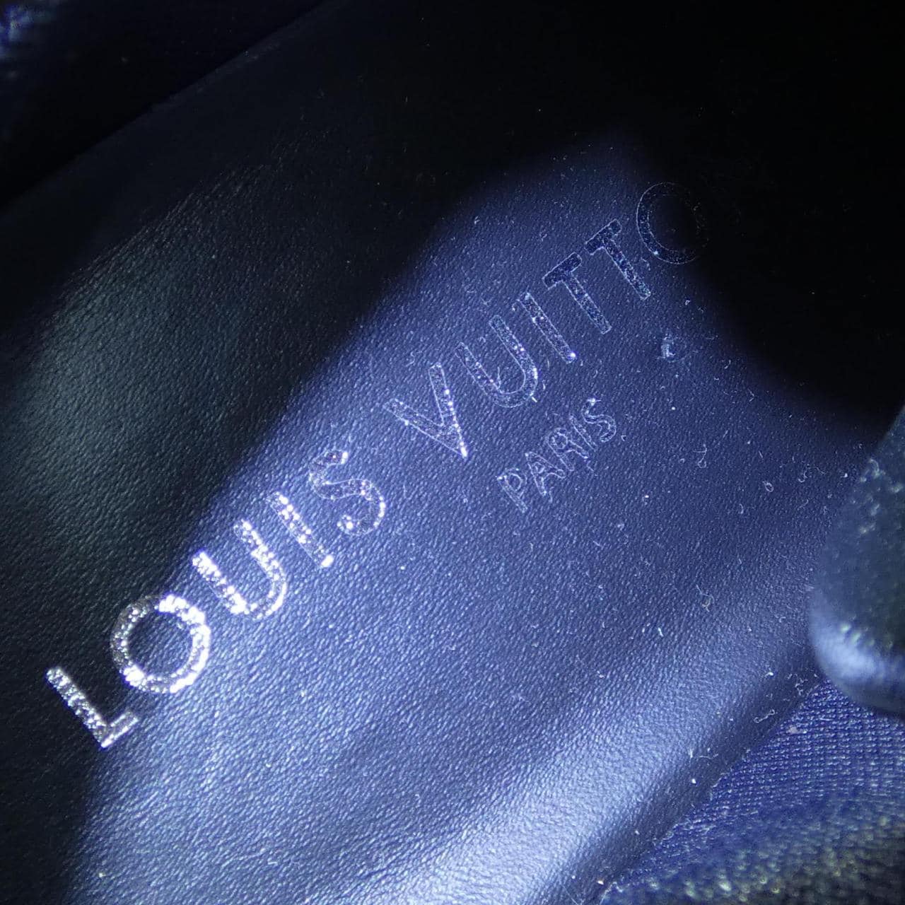 LOUIS LOUIS VUITTON sneakers