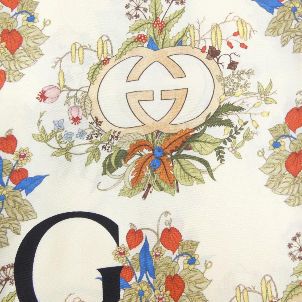GUCCI STOLE