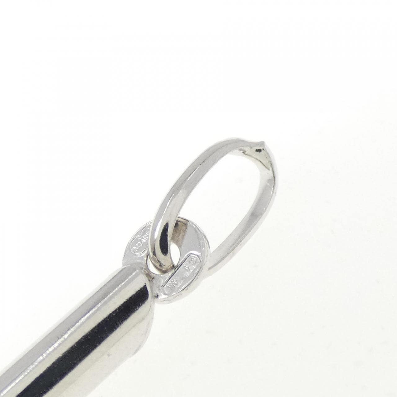 ウノアエレ 750WG クロス ペンダント