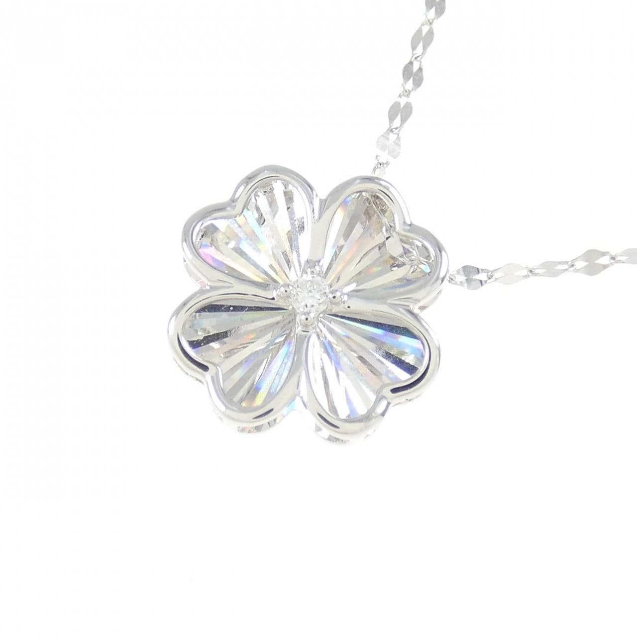 【新品】K18WG クローバー ダイヤモンド ネックレス 0.02CT