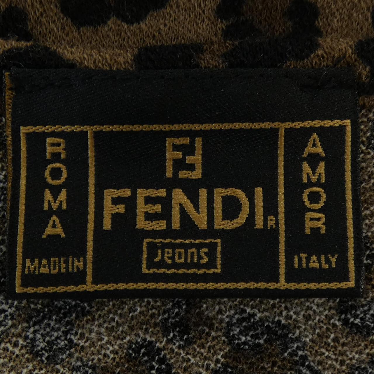 フェンディ FENDI トップス