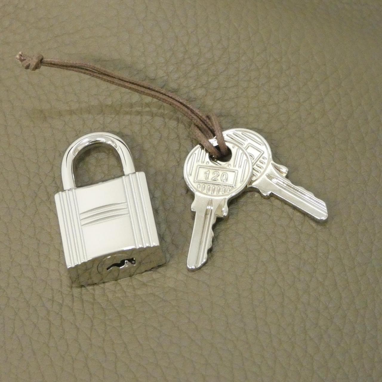 エルメス ピコタン ロック PM 056289CK バッグ