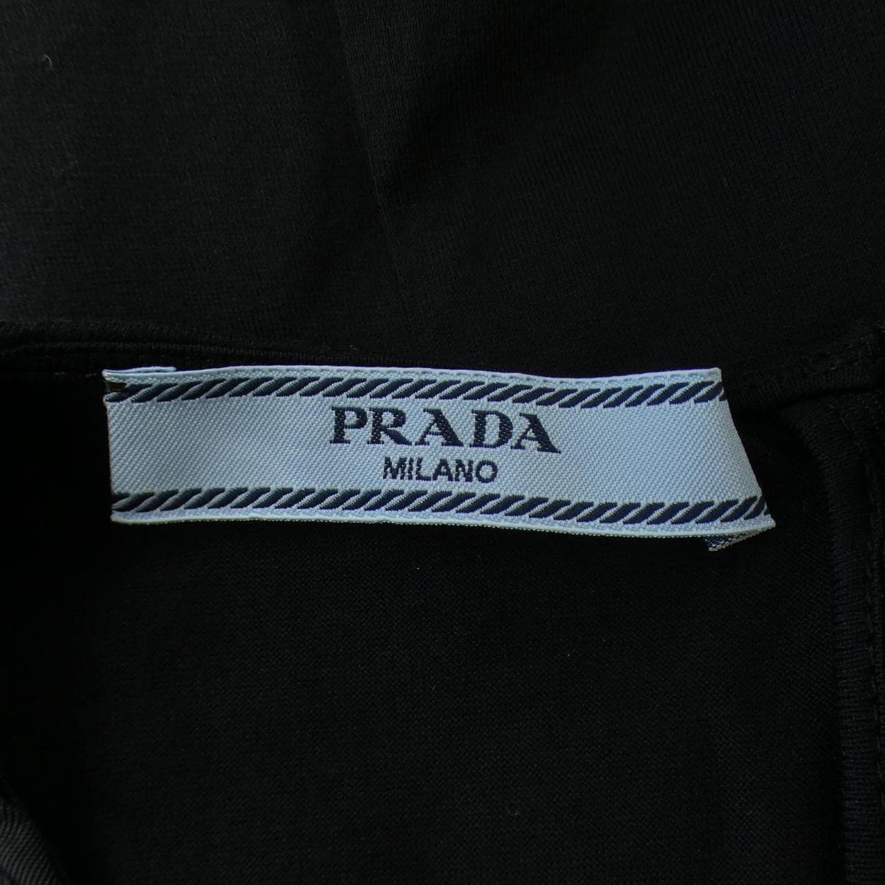プラダ PRADA トップス
