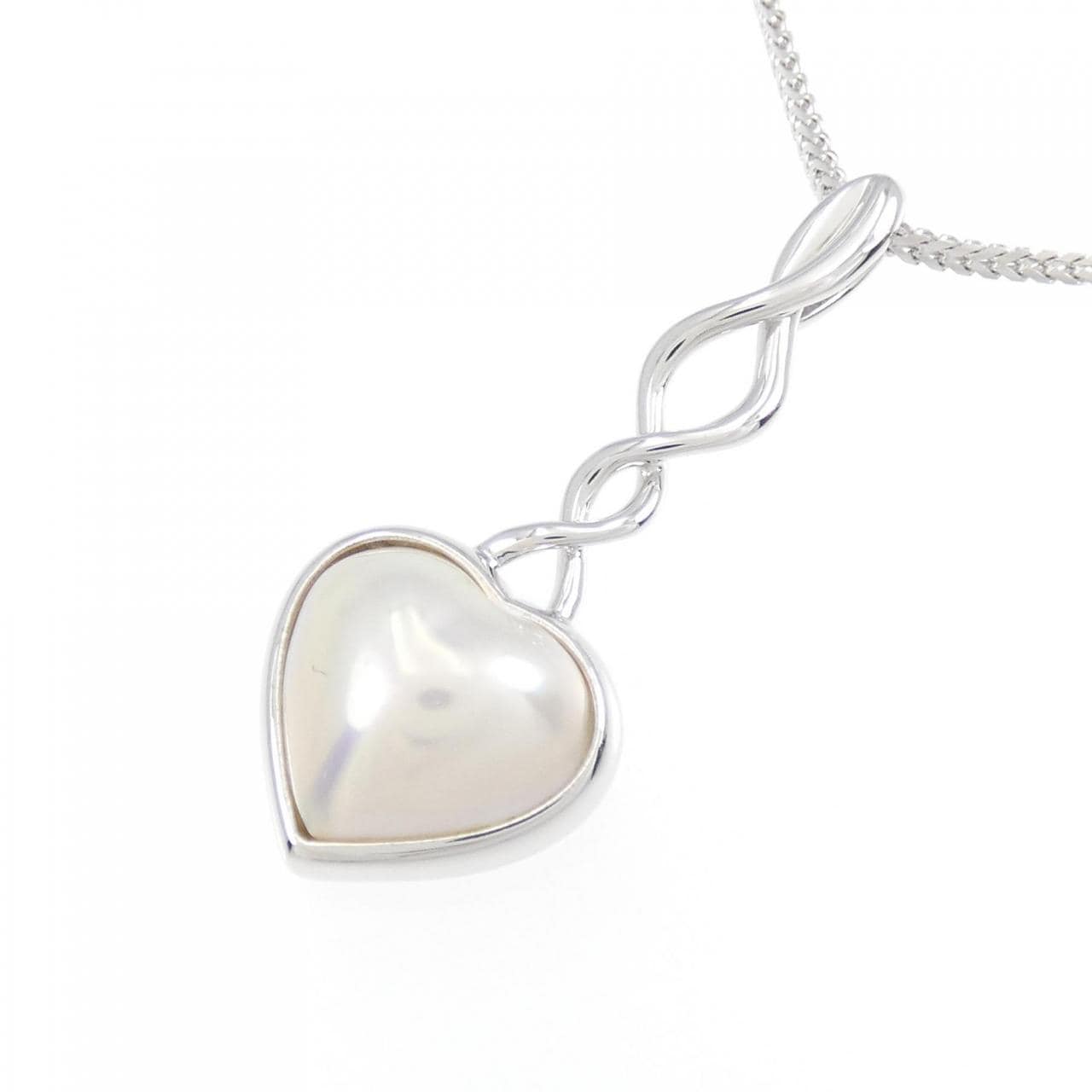 K18WG Heart Mabe Pearl Necklace