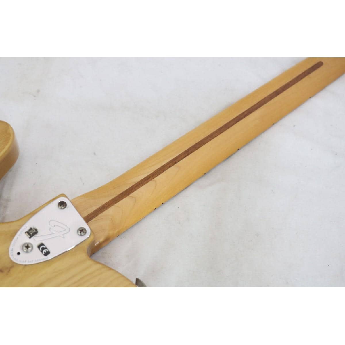 ＦＥＮＤＥＲ　　７２　ＴＥＬＥＣＡＳＴＥＲ　ＴＨＩＮＬＩＮＥ