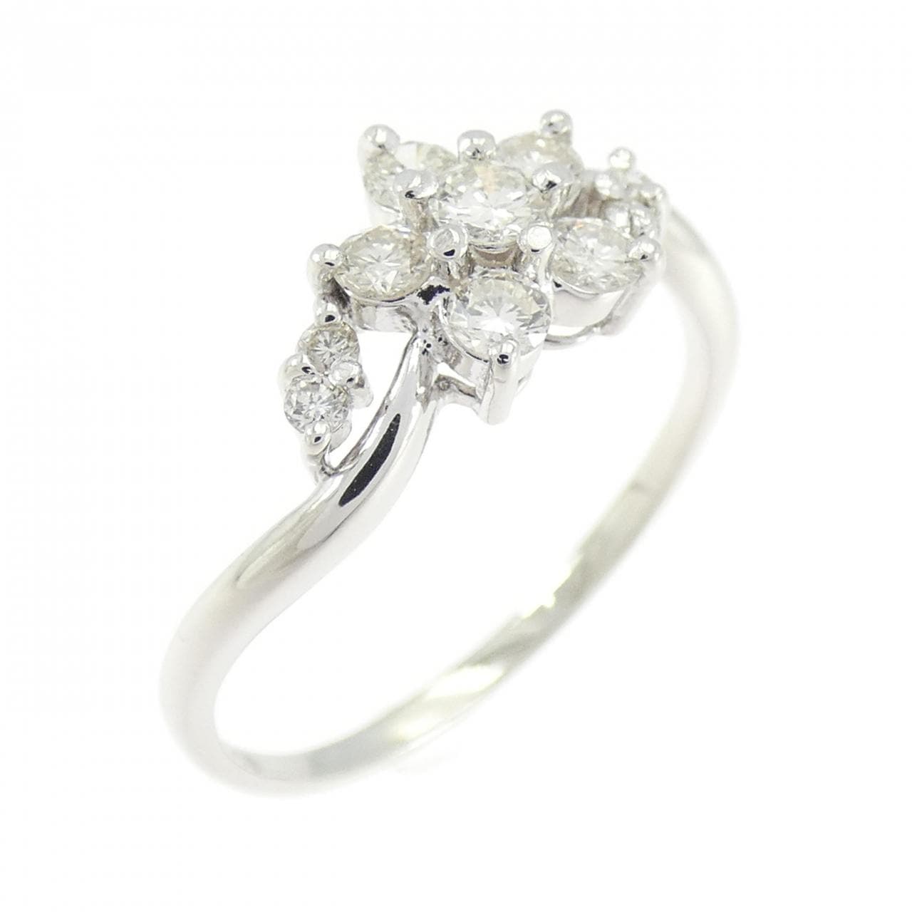 PT900 フラワー ダイヤモンド リング 0.30CT