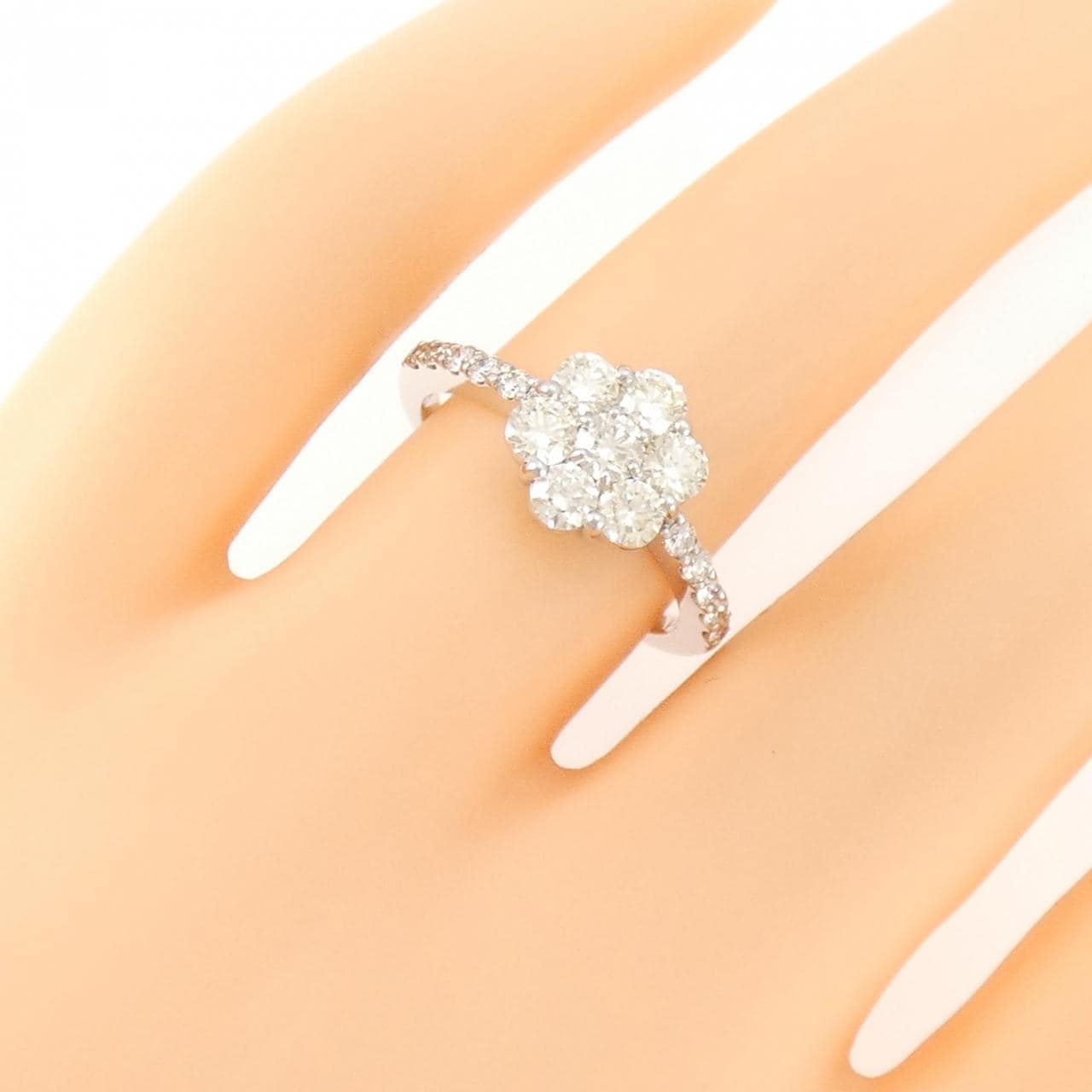 PT Flower Diamond Ring 1.00CT