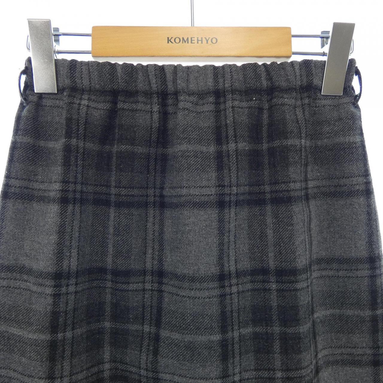 ドルチェアンドガッバーナ DOLCE&GABBANA スカート