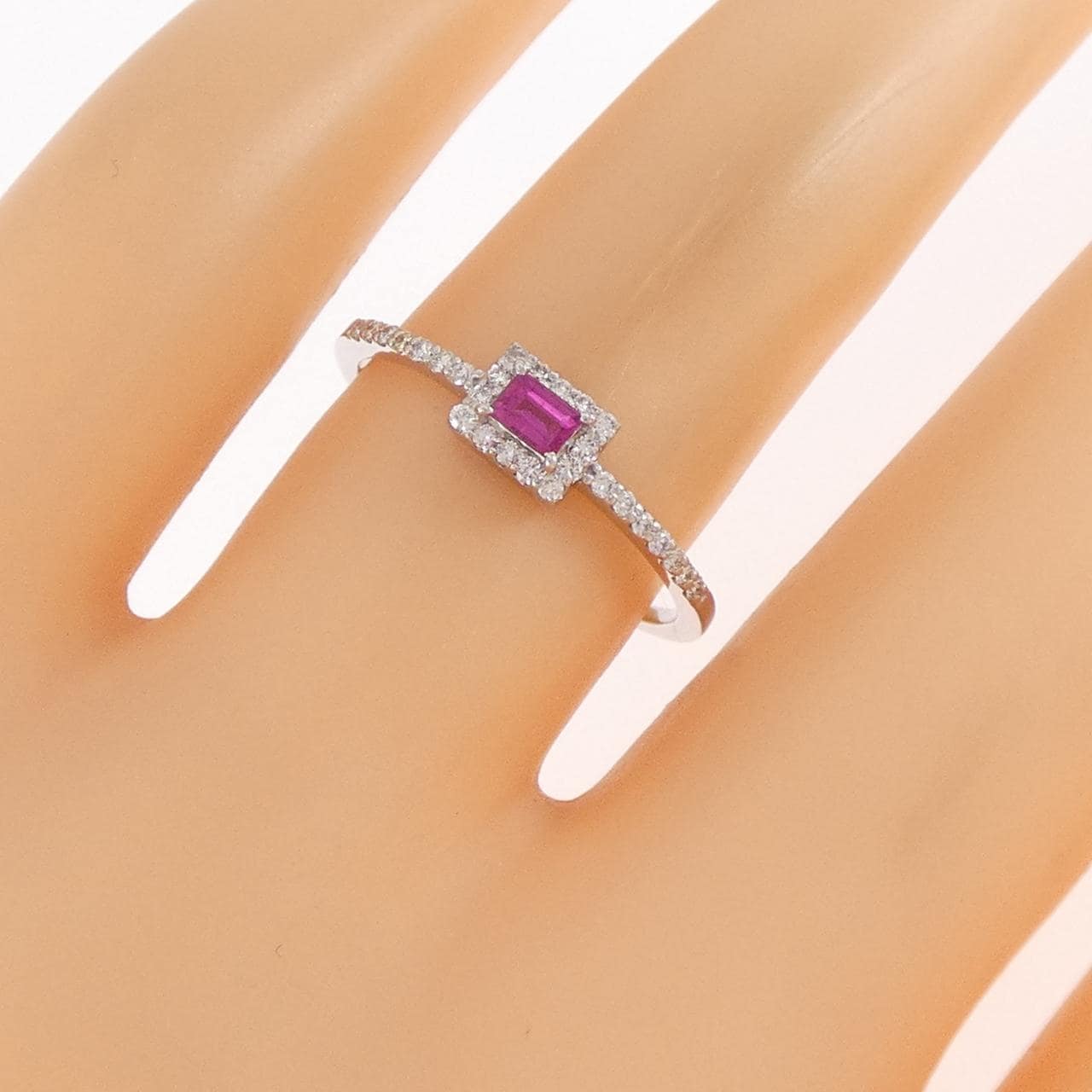 PT950 ルビー リング 0.13CT