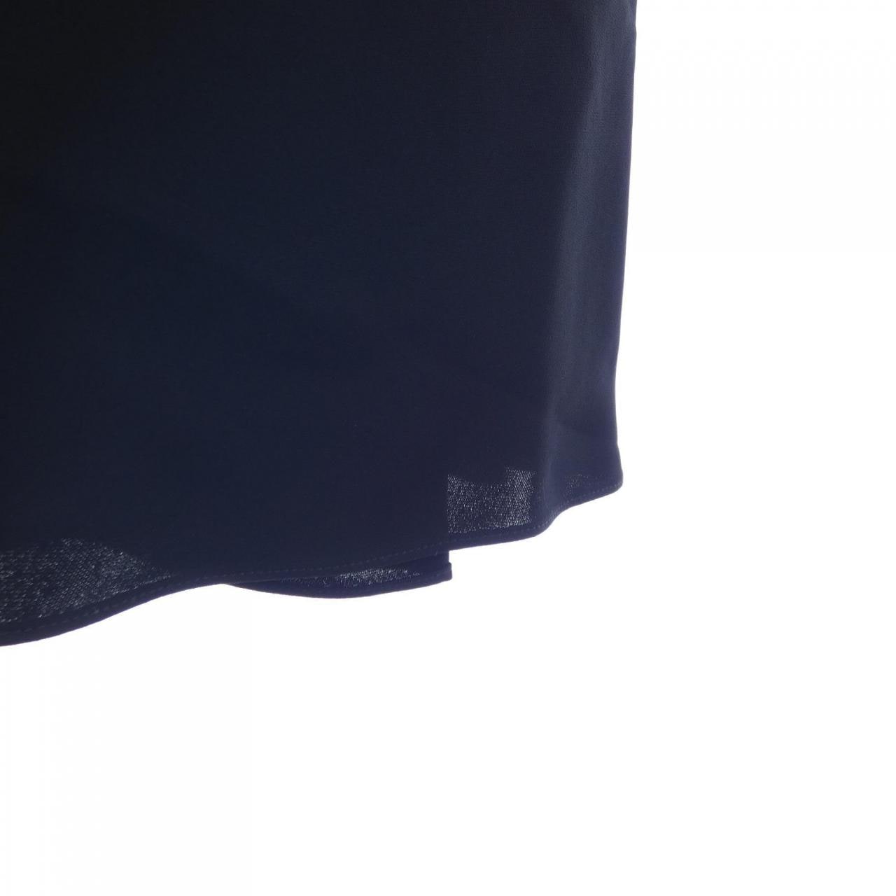 サルヴァトーレフェラガモ SALVATORE FERRAGAMO スカート