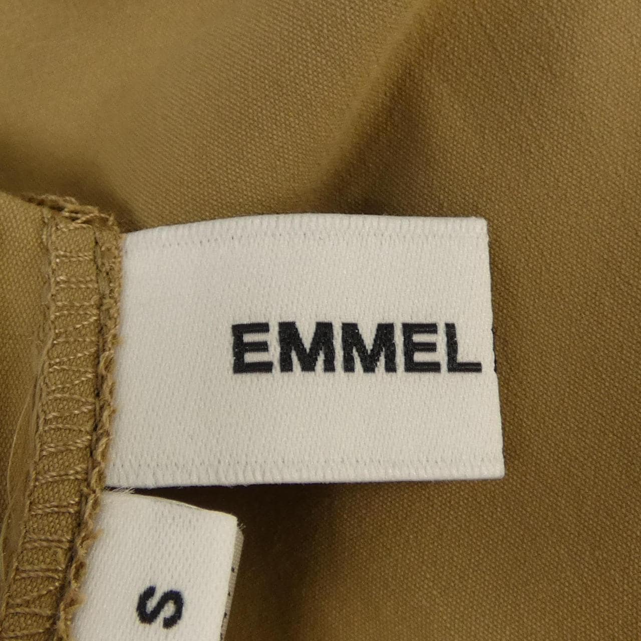 エメルリファインズ EMMEL REFINES ワンピース