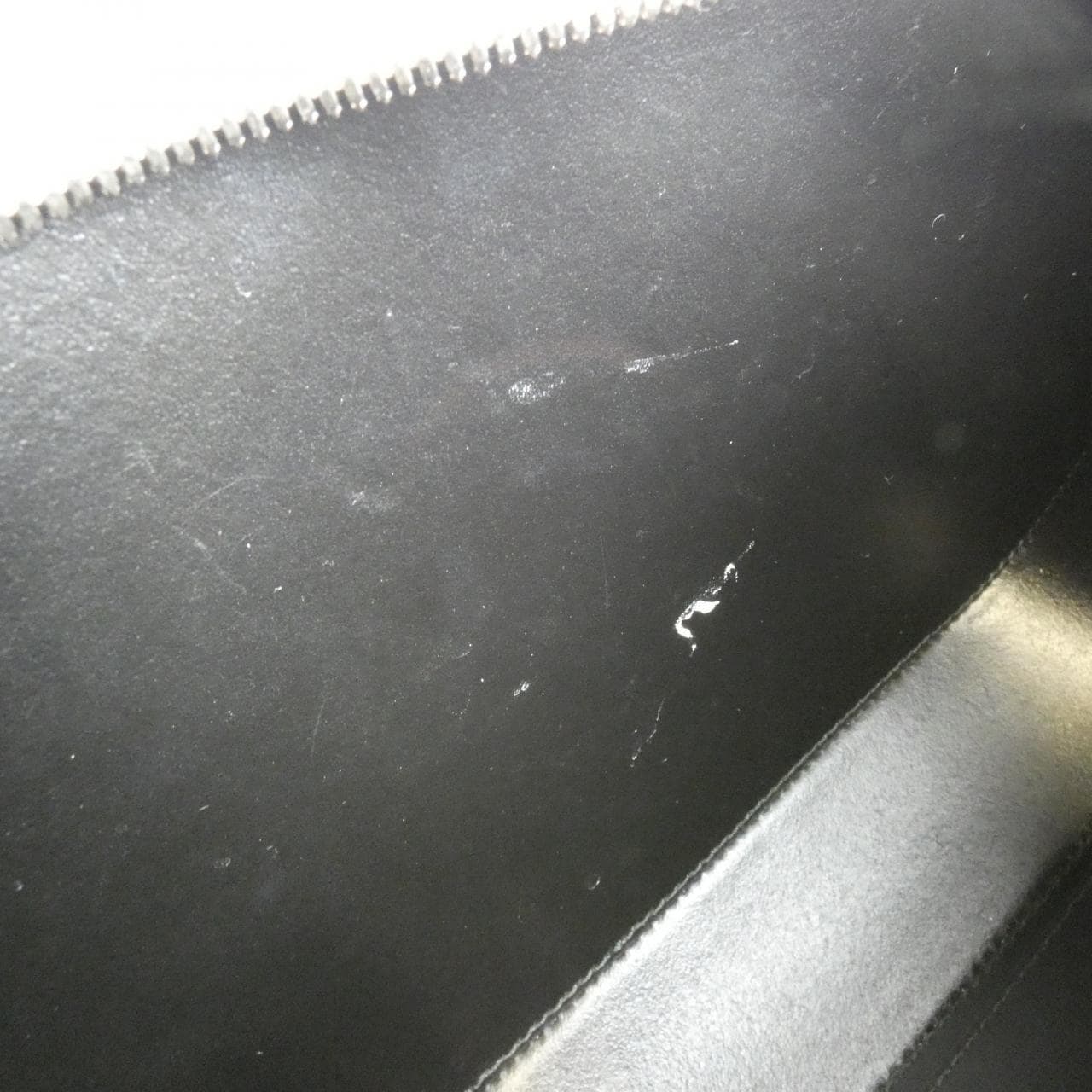 バレンシアガ エブリデイ カメラ バッグ S 552370 D6W2N ショルダーバッグ