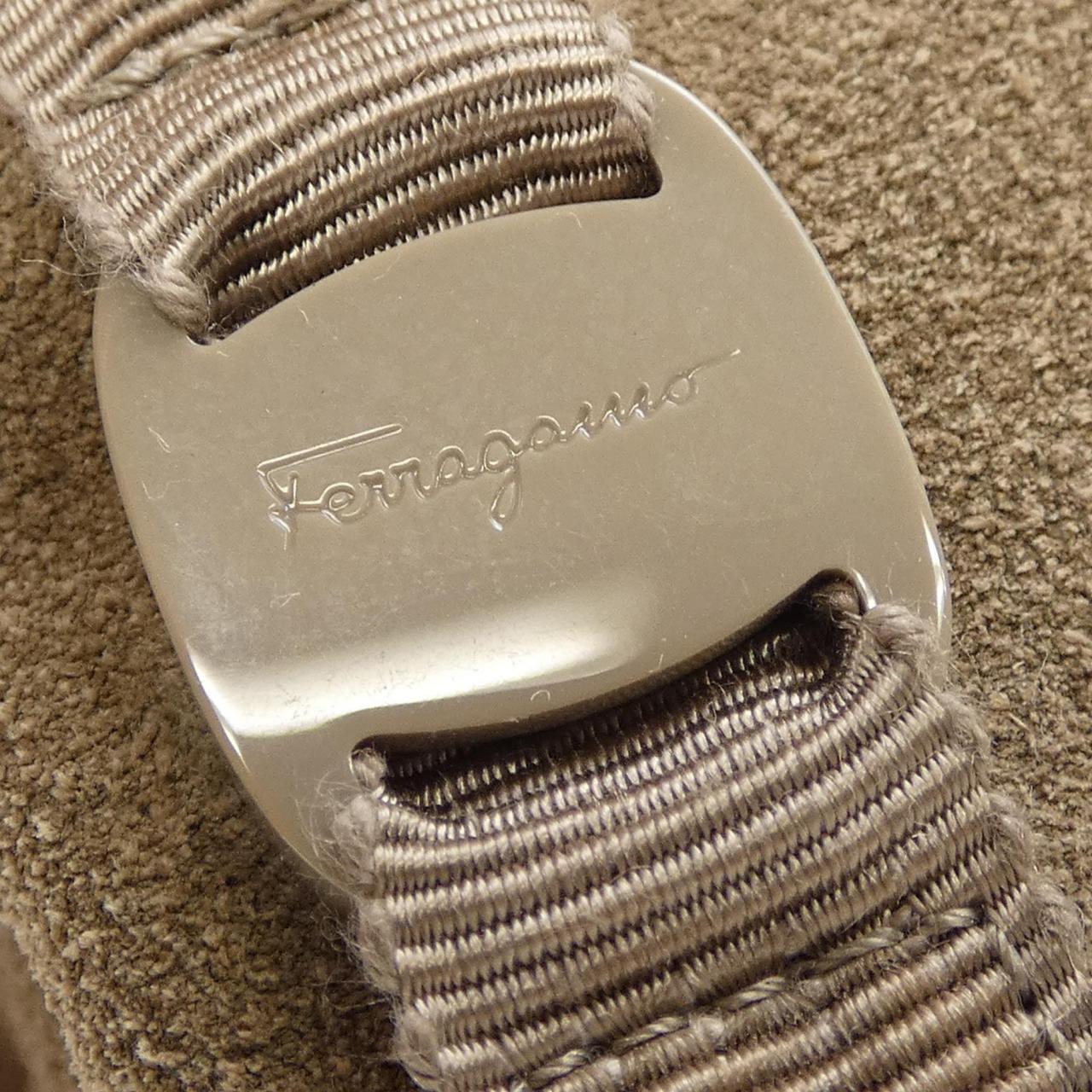 サルヴァトーレフェラガモ SALVATORE FERRAGAMO ブーツ