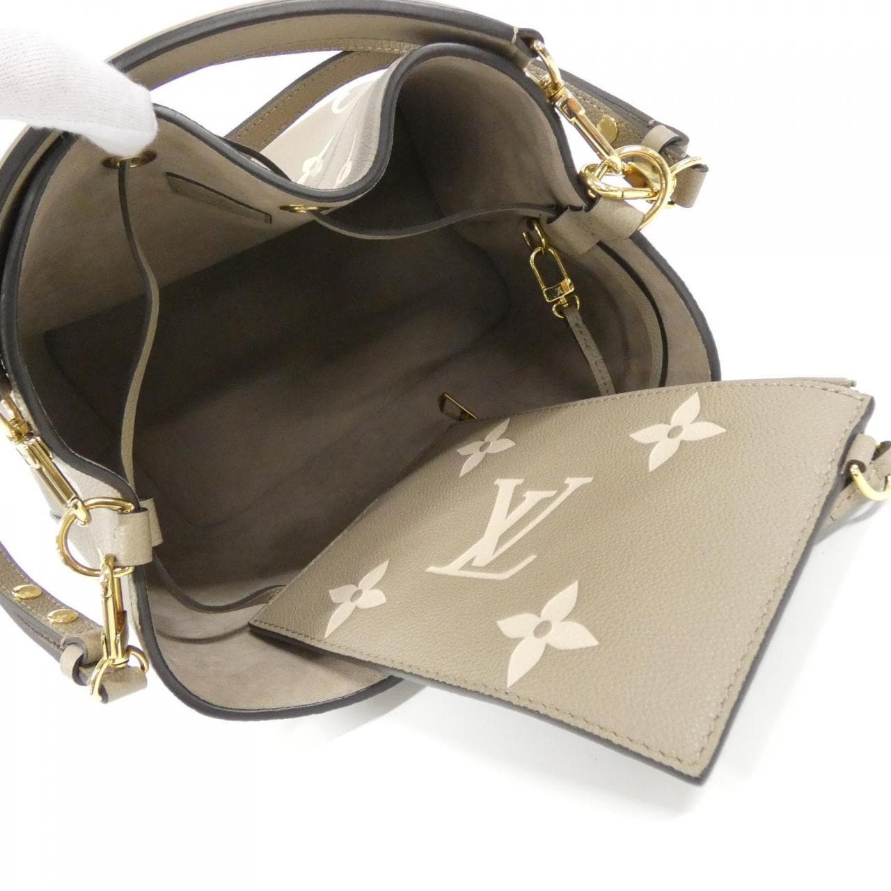 ルイヴィトン バイカラー モノグラム アンプラント ネオ ノエ MM M45555 ショルダーバッグ