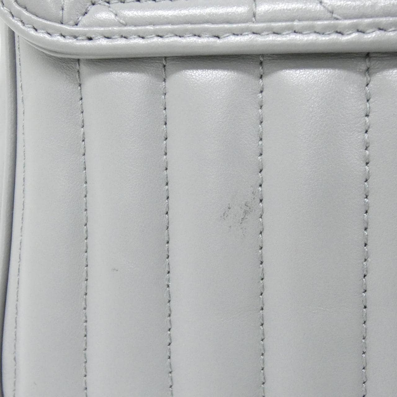 グッチ GG MARMONT 443497 UM8AN ショルダーバッグ