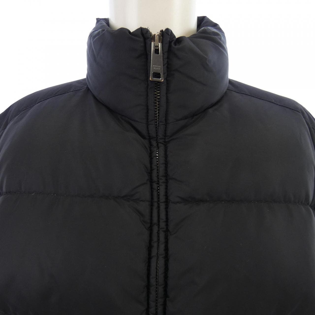 プラダ PRADA トライアングルロゴ SGY091 R132 Q04 ダウンジャケット